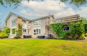 4, Ardgare, Shandon G84 8NW