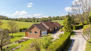 38, Kings Hill, Beech, Alton GU34 4AL
