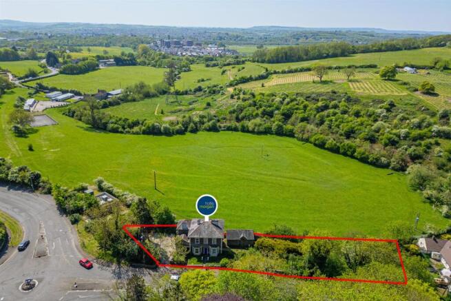 92 &92A, Bath Road,Willsbridge, Bristol BS30 6EP |