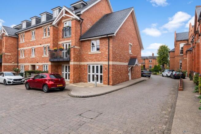 Walton Court