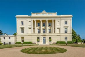 3, Burton House, Burton Park Road, Petworth GU28 0QU