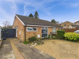17, Westlea Road, Northampton NN6 0BY
