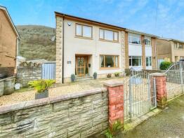 8, Oakwood Avenue, Port Talbot SA12 9SD
