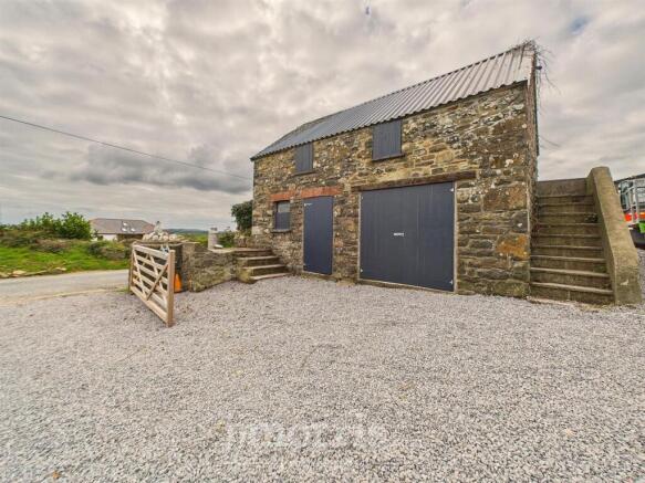 Cart House/Garage