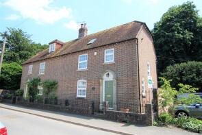 2, George Cottages, East Street, Waterlooville PO7 4RL