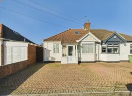 5, Hazel Gardens, Grays RM16 2GA