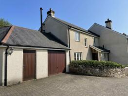 2, Sopers Field, Axminster EX13 7DH