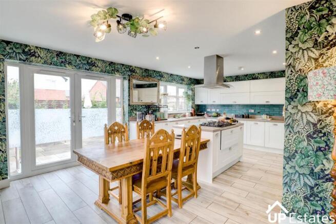 Kitchen/ Diner