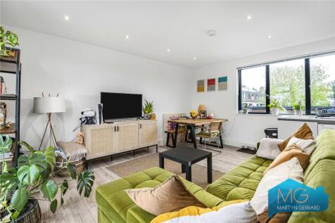 Colney Hatch Lane, London, N10
