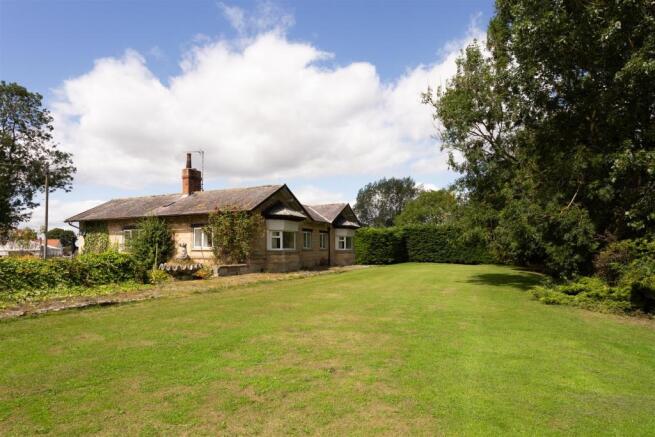 East Lodge-03.jpg