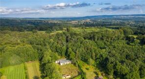 Robins Hill, Iping Lane, Midhurst GU29 0PJ