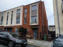 17b, Granby Way, Plymouth PL1 4FT