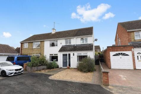 Stuart Close, Godmanchester, PE29