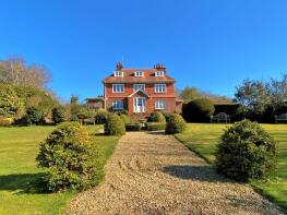 Perryfields, Udimore Road, Rye TN31 6AY