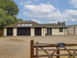 2, School Cottages, Barley Road Flint Cross, Royston SG8 7PU