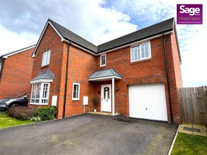 Heol Lowri, Pontrhydyrun, Cwmbran
