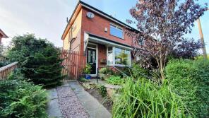 4, Beechwood Avenue, Stalybridge SK15 3BX
