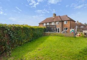 5, The Crescent, Pulborough RH20 4JU