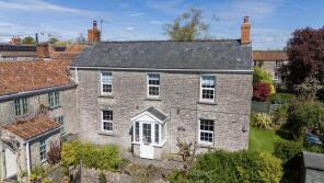 Lyndon House, Broadway Road, Charlton Adam, Somerton TA11 7AU