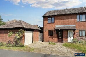 22, Arnold Road, Nuneaton CV13 6JG