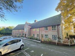 6, Waldron Court, Church Street, Warminster BA12 7DJ