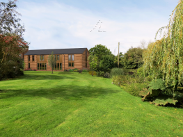 Owl Hill Farm, Comhampton Lane, Dunhampton, Stourport-on-severn DY13 9SS