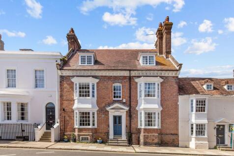 Maltravers Street, Arundel, BN18