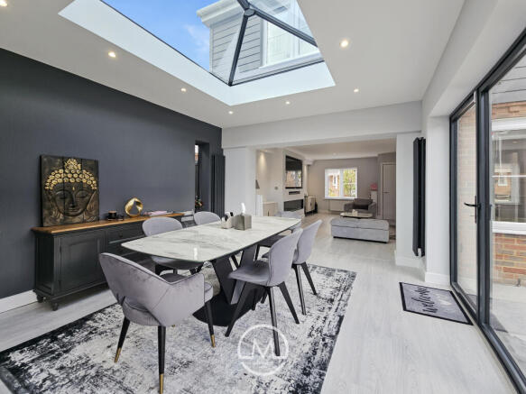 Stunning Three Bedroom Detached House