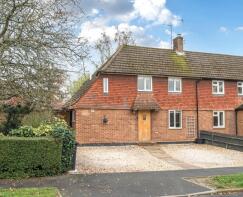 57, Middlemead Road, Leatherhead KT23 3DB