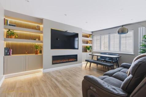 Elm Place, Rustington, BN16