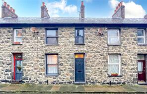 11, Erasmus Street, Penmaenmawr LL34 6LH