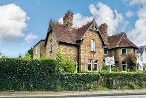 3, Park View Cottages, Dunmow Road, Hatfield Broad Oak CM22 7JG