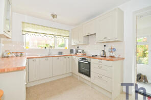 20, Manor Crescent, Ventnor PO38 3NS