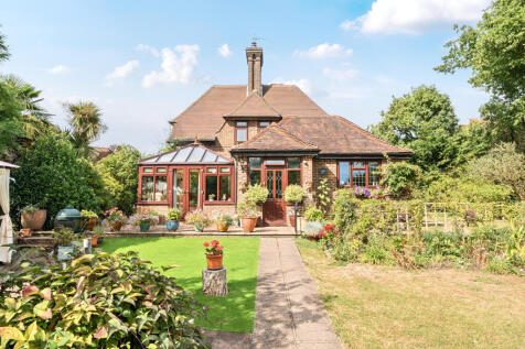 Stonehouse Lane, Cowfold, RH13