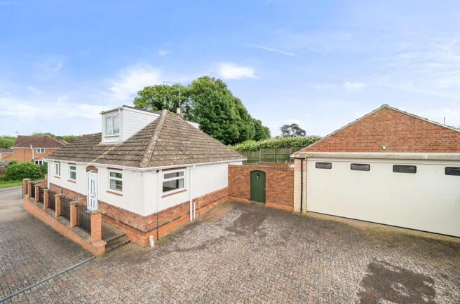 17 Welton Road