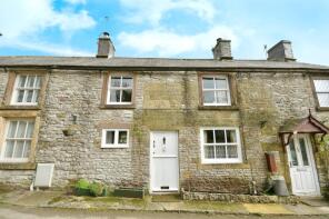 2, Moor Lane, Bakewell DE45 1US