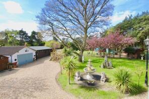6 Eulan, Avon Causeway, Christchurch BH23 6AS
