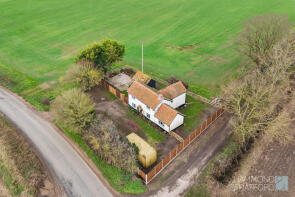 Burroughs Farm Cottage, Hargham Road, Attleborough NR17 1NU