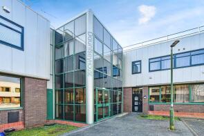 2, Dauntsey House, Bentham Close, Swindon SN5 7FR