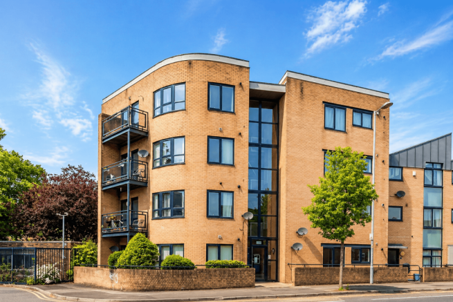2 Bedroom Apartment for Sale