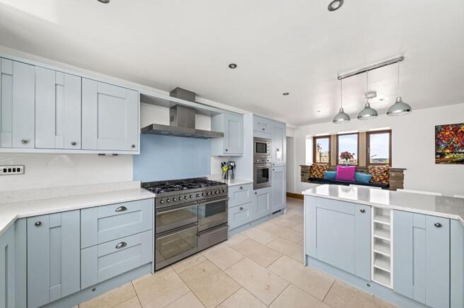 BREAKFAST KITCHEN