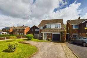 4, The Meadows, Uttoxeter ST14 8QE