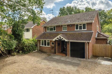 Nine Mile Ride Finchampstead, Berkshire, RG40 4HZ