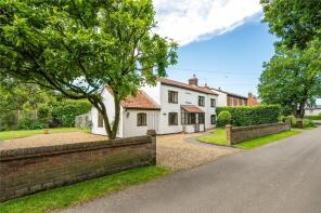 Treetops, Hall Road, Hainford NR10 3AA