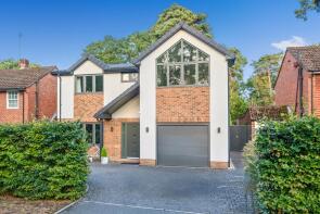 25 Fletchers Wood, The Gateway, Woodham, Woking GU21 5SN