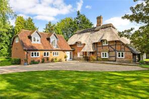 Nutleys, Kilmeston Road, Alresford SO24 0NW