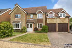 2, St Michaels Close, Chippenham SN15 5QG
