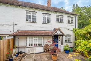 Tree House, Stratford Road, Henley-in-arden B95 6BY