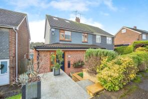 48, Ladywood Road, Cuxton, Rochester ME2 1EP