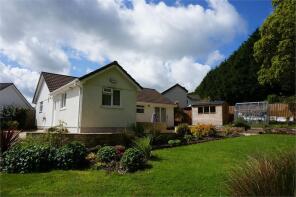 8, Edgemoor Close, Lower Tremar, Tremar PL14 5EU